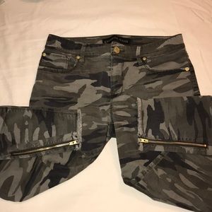 Camo Express Ankle Pants